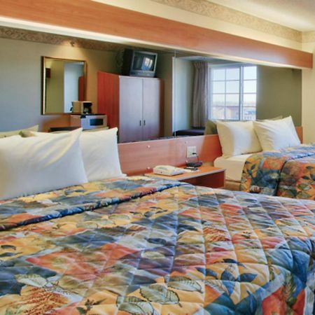 Western Skies Inn & Suites Los Lunas Kültér fotó