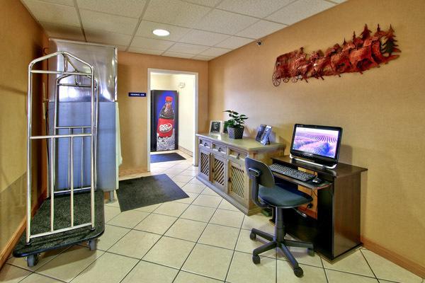 Western Skies Inn & Suites Los Lunas Kültér fotó