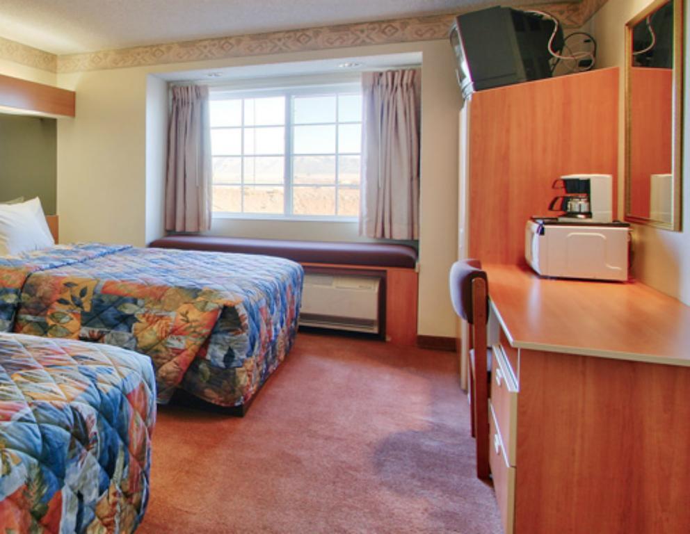 Western Skies Inn & Suites Los Lunas Szoba fotó