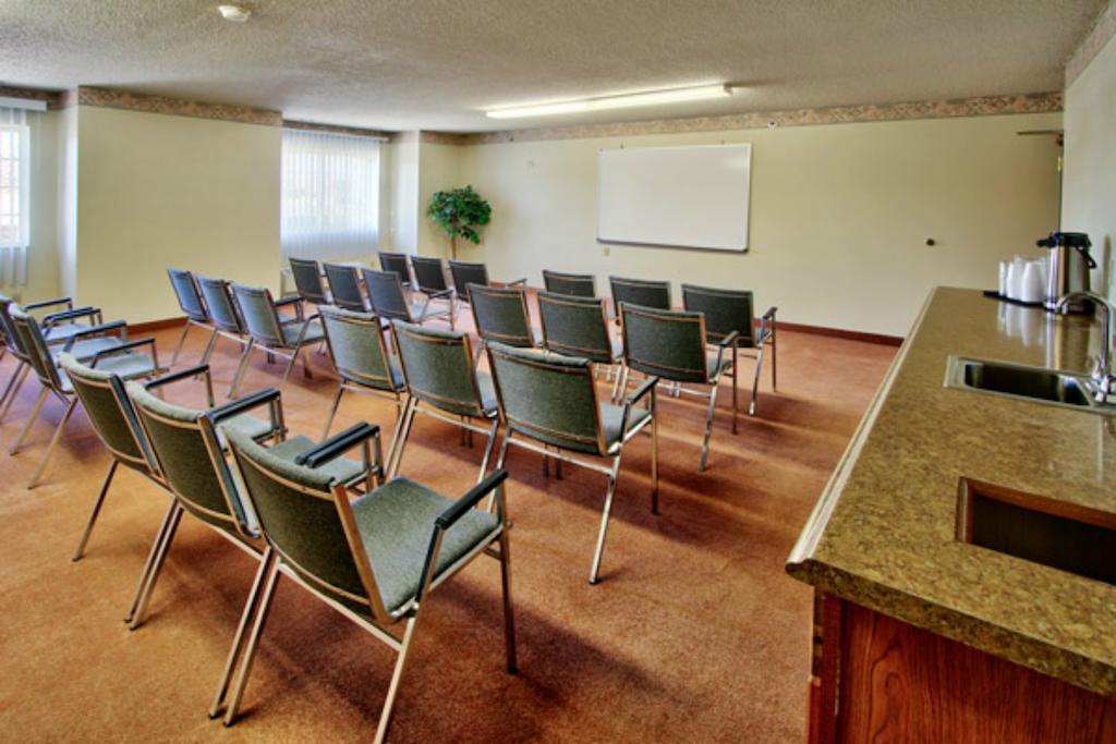 Western Skies Inn & Suites Los Lunas Kültér fotó