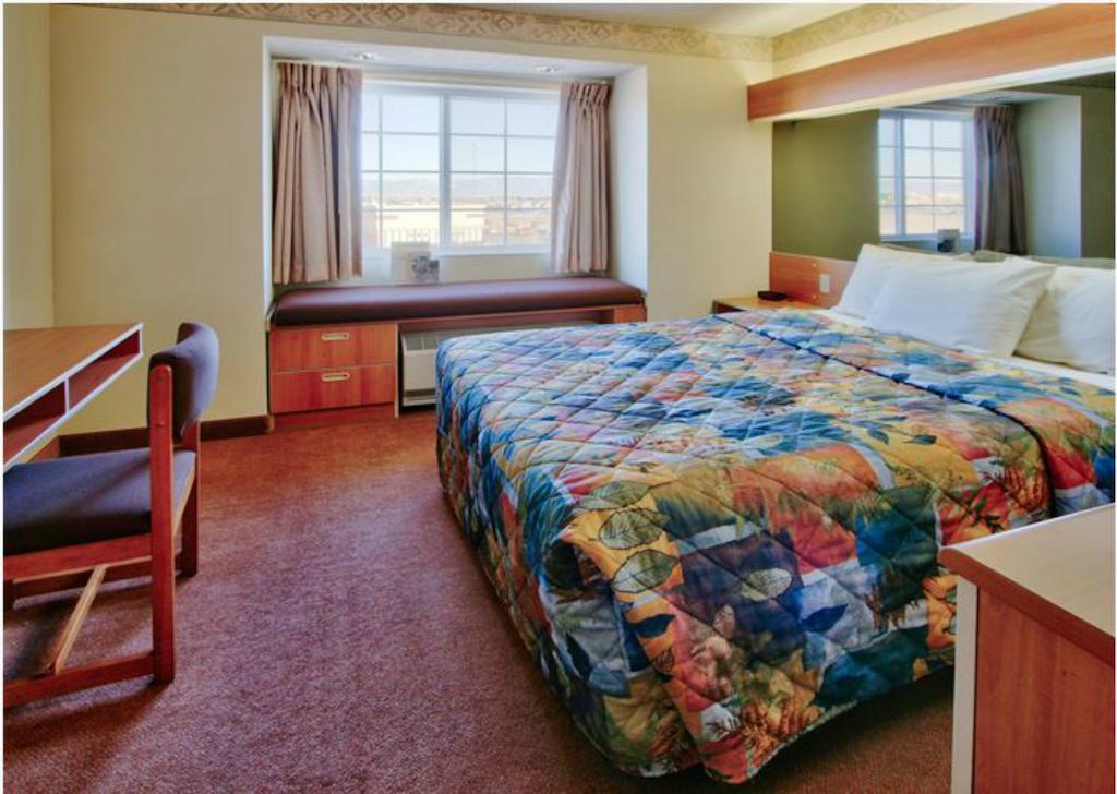 Western Skies Inn & Suites Los Lunas Kültér fotó
