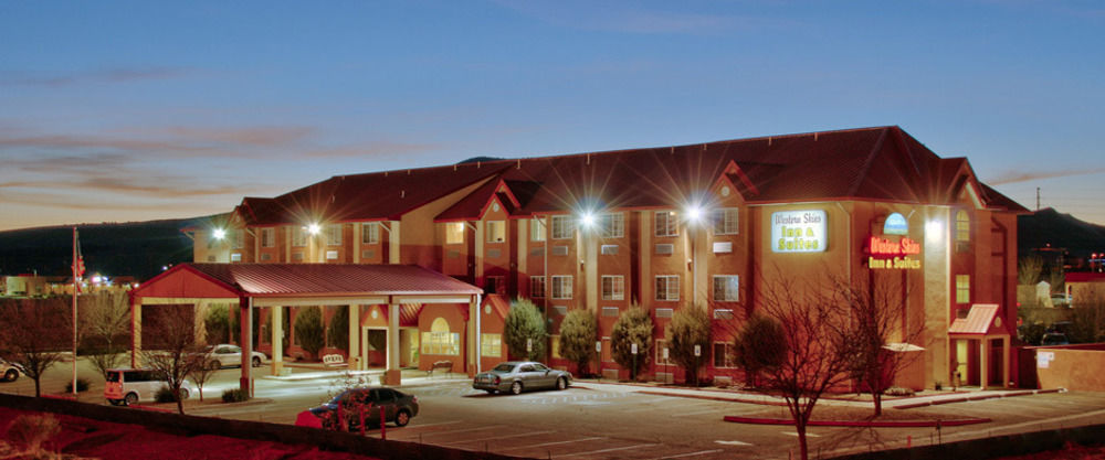Western Skies Inn & Suites Los Lunas Kültér fotó